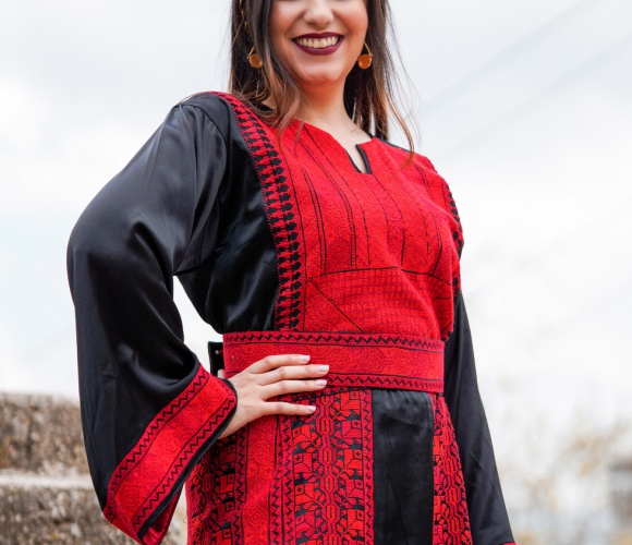 Traditional Dress (Thob)