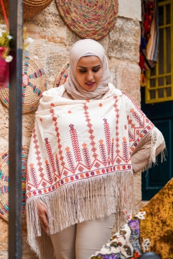 Embroidered Shale 